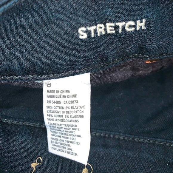 American Eagle high wasted, distressed, stretch, black jean shorts. - Picture 5 of 7